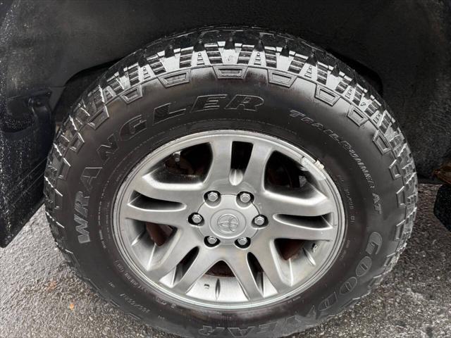 used 2007 Toyota Sequoia car, priced at $7,990