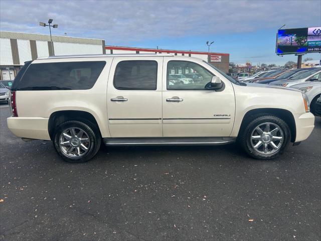 used 2014 GMC Yukon XL car, priced at $14,990