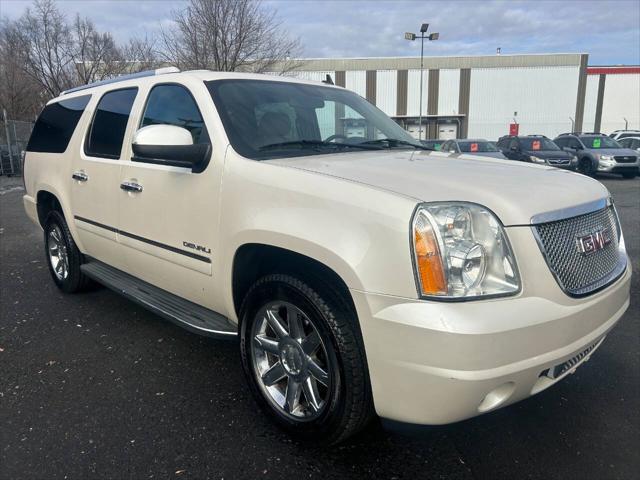 used 2014 GMC Yukon XL car, priced at $14,990