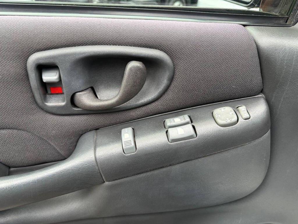 used 2003 GMC Sonoma car, priced at $6,990