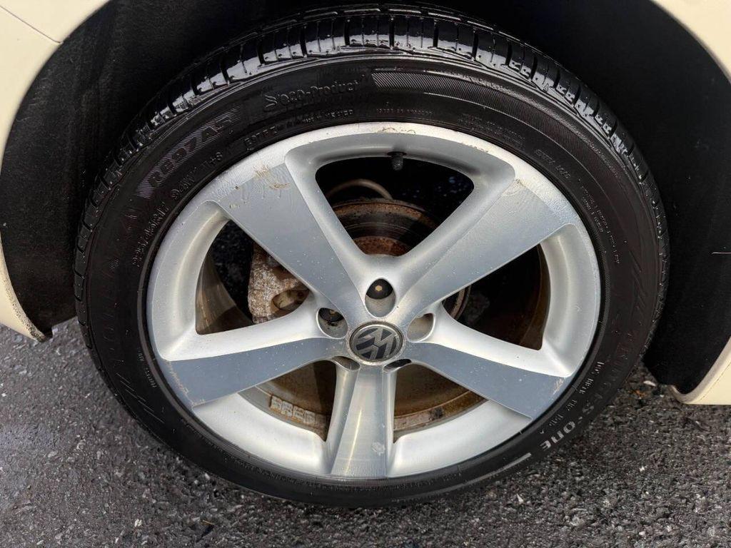 used 2007 Volkswagen New Beetle car, priced at $5,990