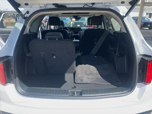 used 2022 Kia Sorento car, priced at $31,000
