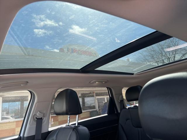 used 2022 Kia Sorento car, priced at $31,000