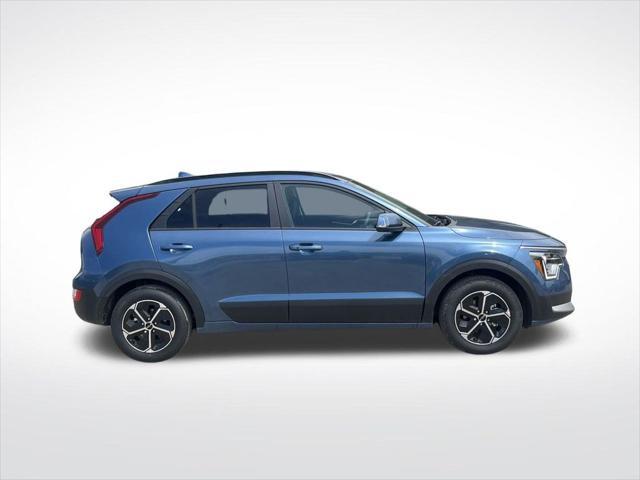 new 2025 Kia Niro car, priced at $30,709