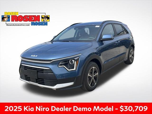 new 2025 Kia Niro car, priced at $30,709
