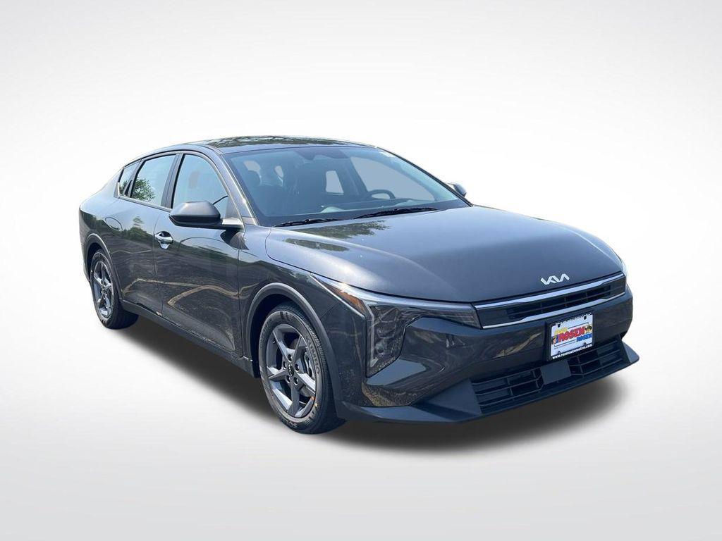new 2025 Kia K4 car, priced at $23,337