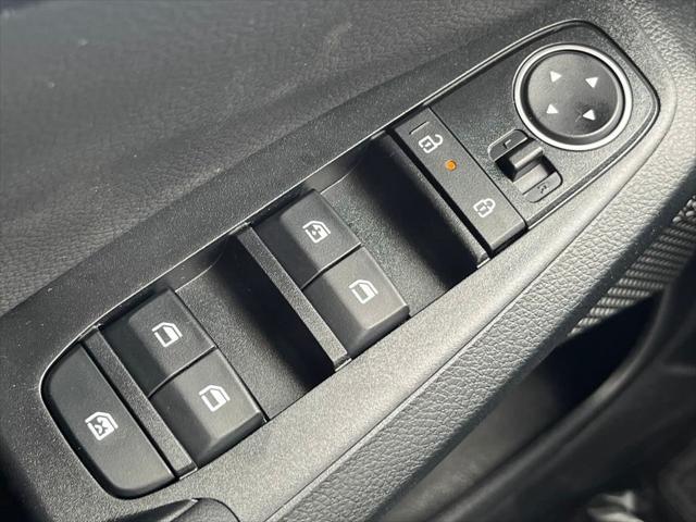 new 2025 Kia Seltos car, priced at $27,093
