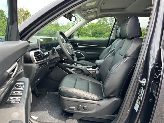 new 2025 Kia Telluride car, priced at $41,401