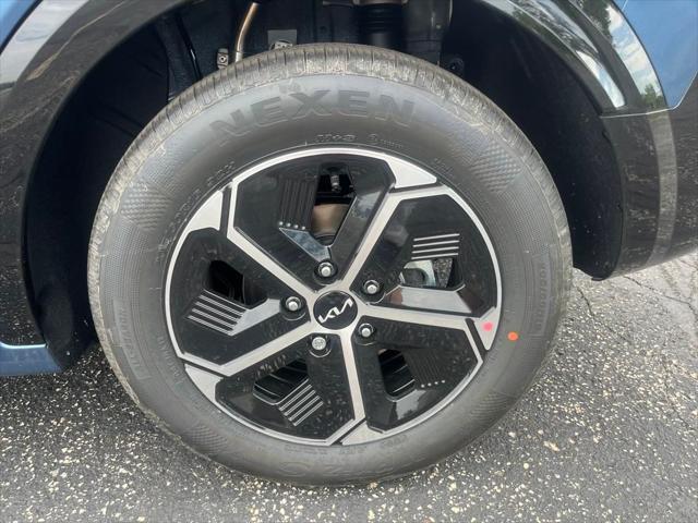 new 2025 Kia Niro car, priced at $33,468