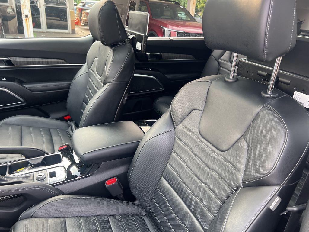 used 2023 Kia Telluride car, priced at $42,999