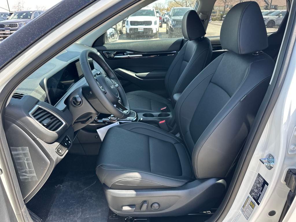 new 2025 Kia Seltos car, priced at $28,372