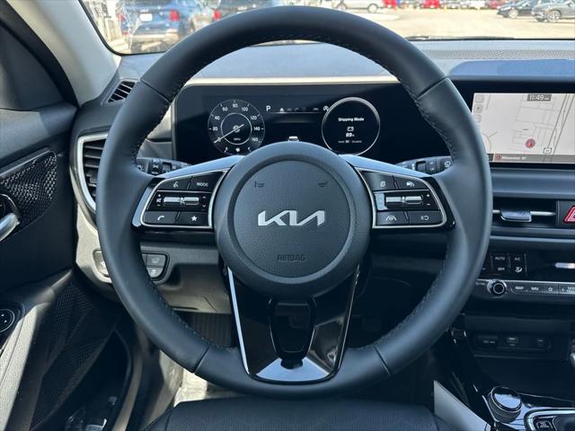 new 2025 Kia Seltos car, priced at $29,572