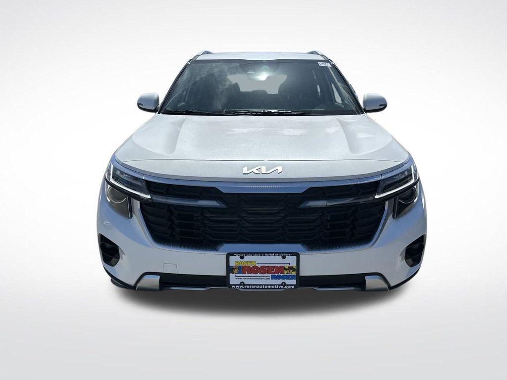 new 2025 Kia Seltos car, priced at $28,372