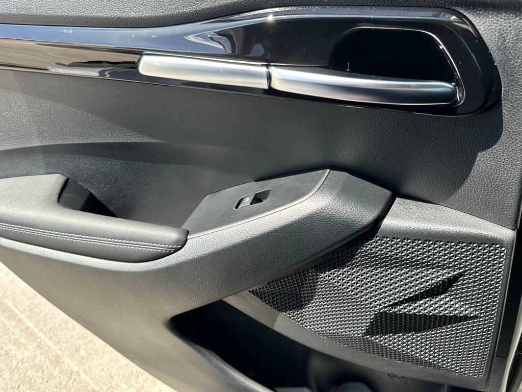 new 2025 Kia Seltos car, priced at $28,372
