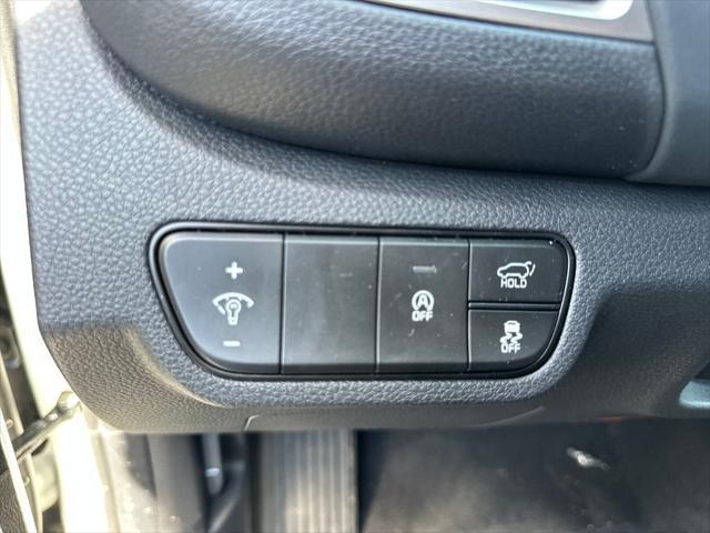 new 2025 Kia Seltos car, priced at $29,572