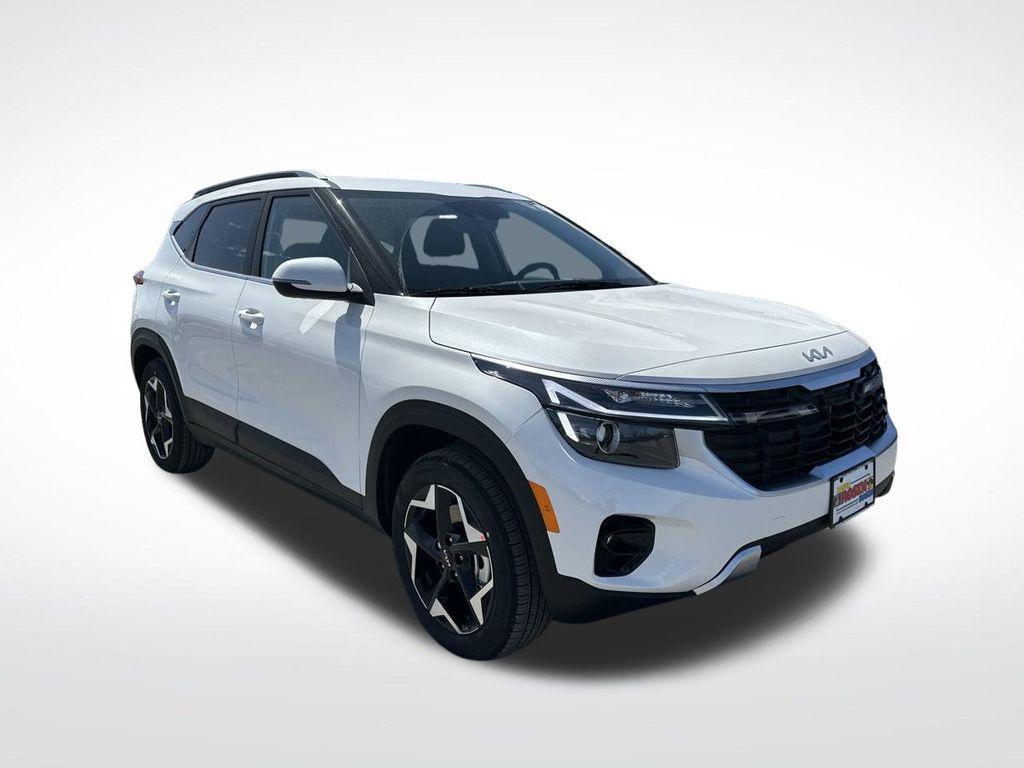 new 2025 Kia Seltos car, priced at $28,372