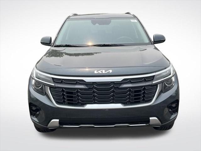 new 2025 Kia Seltos car, priced at $27,018