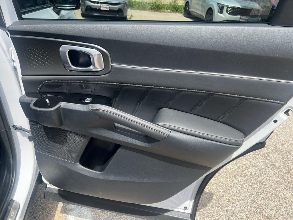 used 2023 Kia Sorento car, priced at $34,499