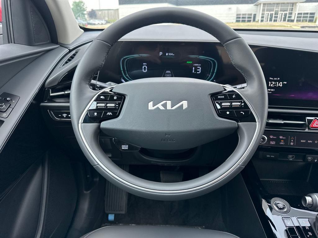 new 2025 Kia Niro car, priced at $30,623