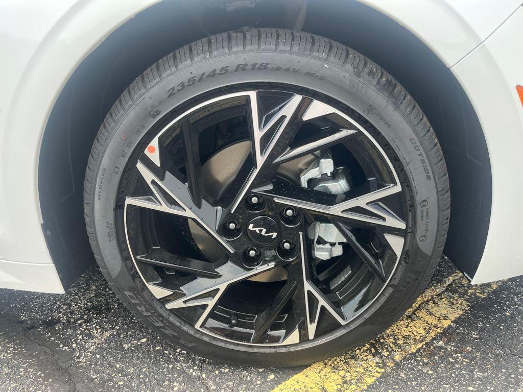 new 2026 Kia K5 car, priced at $30,357