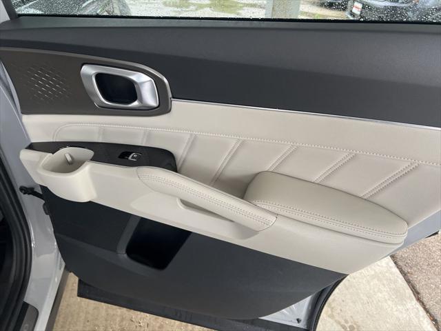 used 2022 Kia Sorento car, priced at $33,918