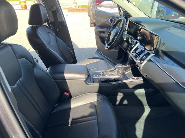 used 2023 Kia Sorento car, priced at $31,000