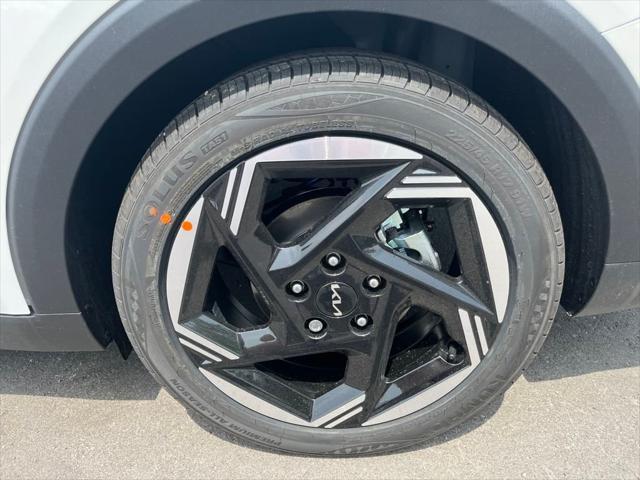 new 2025 Kia K4 car, priced at $24,357