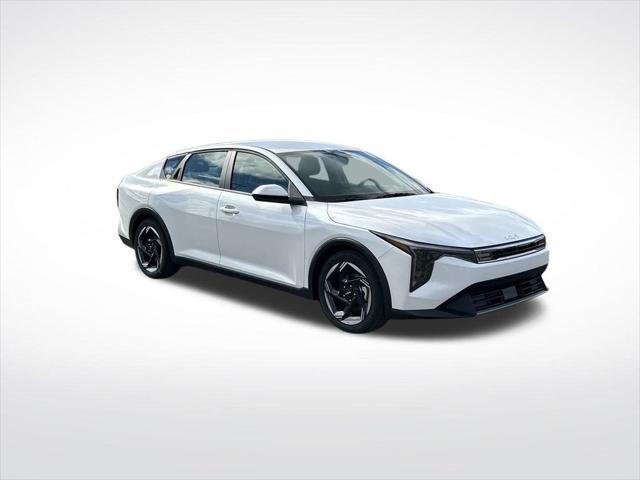 new 2025 Kia K4 car, priced at $24,337