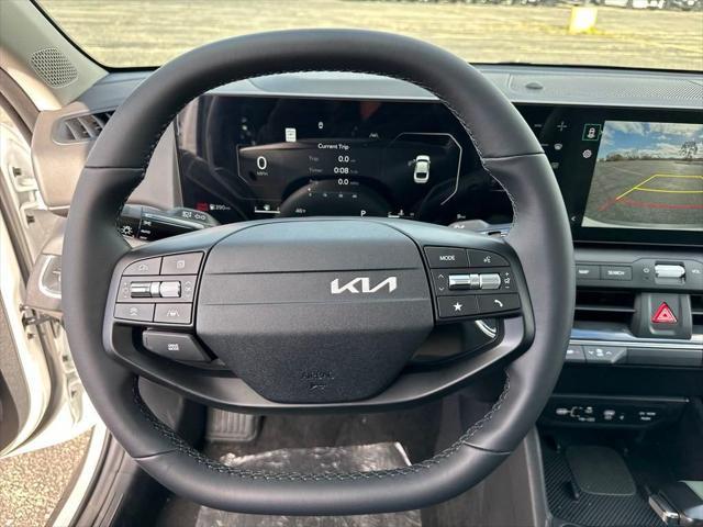 new 2025 Kia K4 car, priced at $24,337