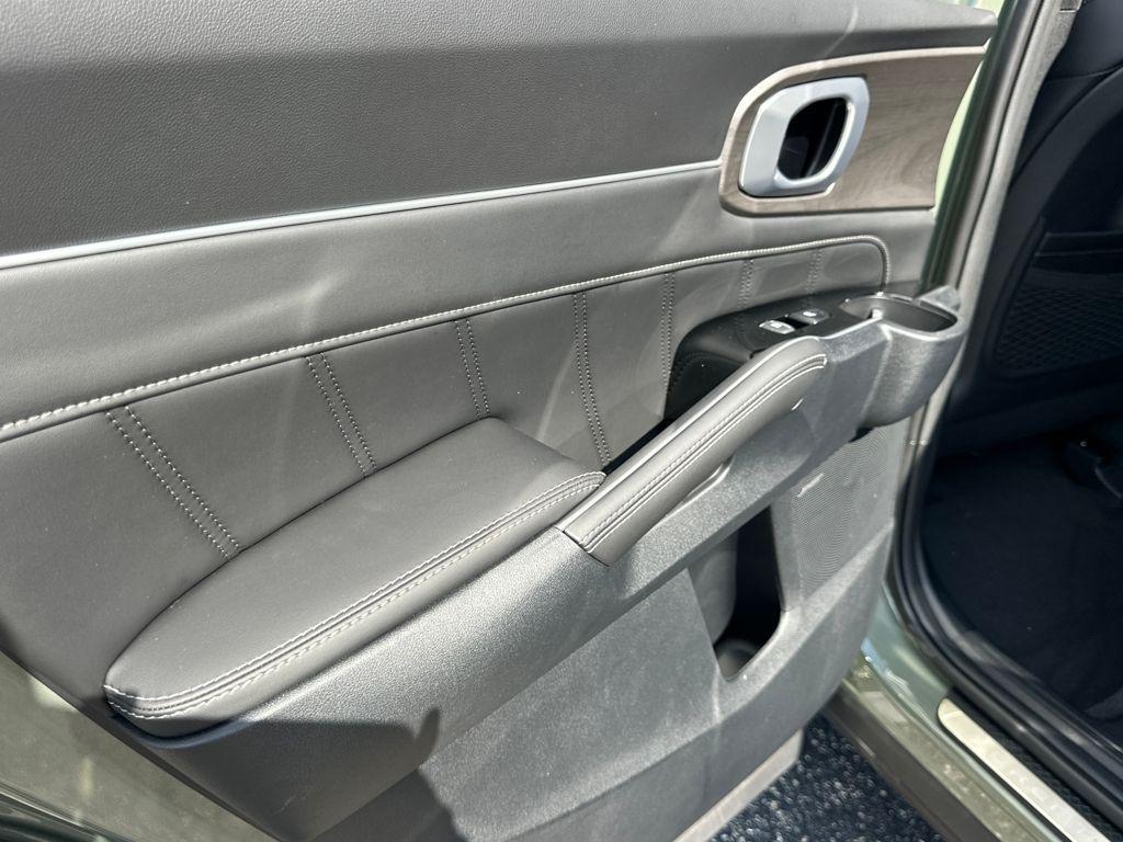 new 2026 Kia Sorento car, priced at $45,857