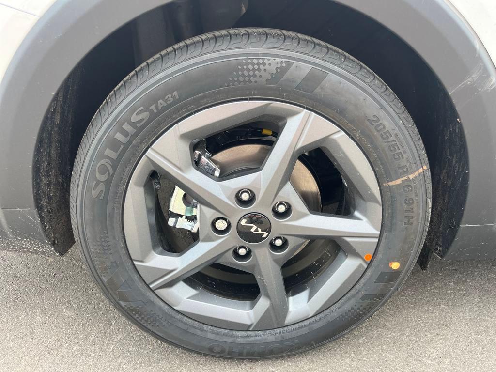 new 2025 Kia K4 car, priced at $23,332