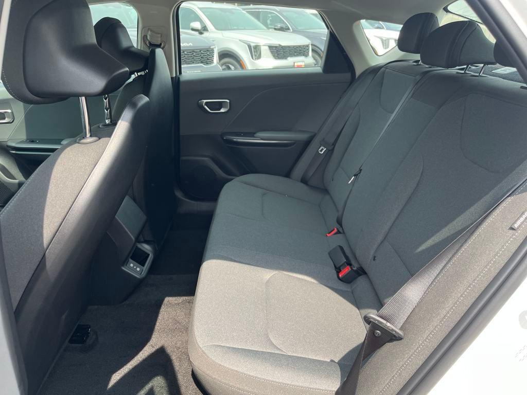 new 2025 Kia K4 car, priced at $23,332
