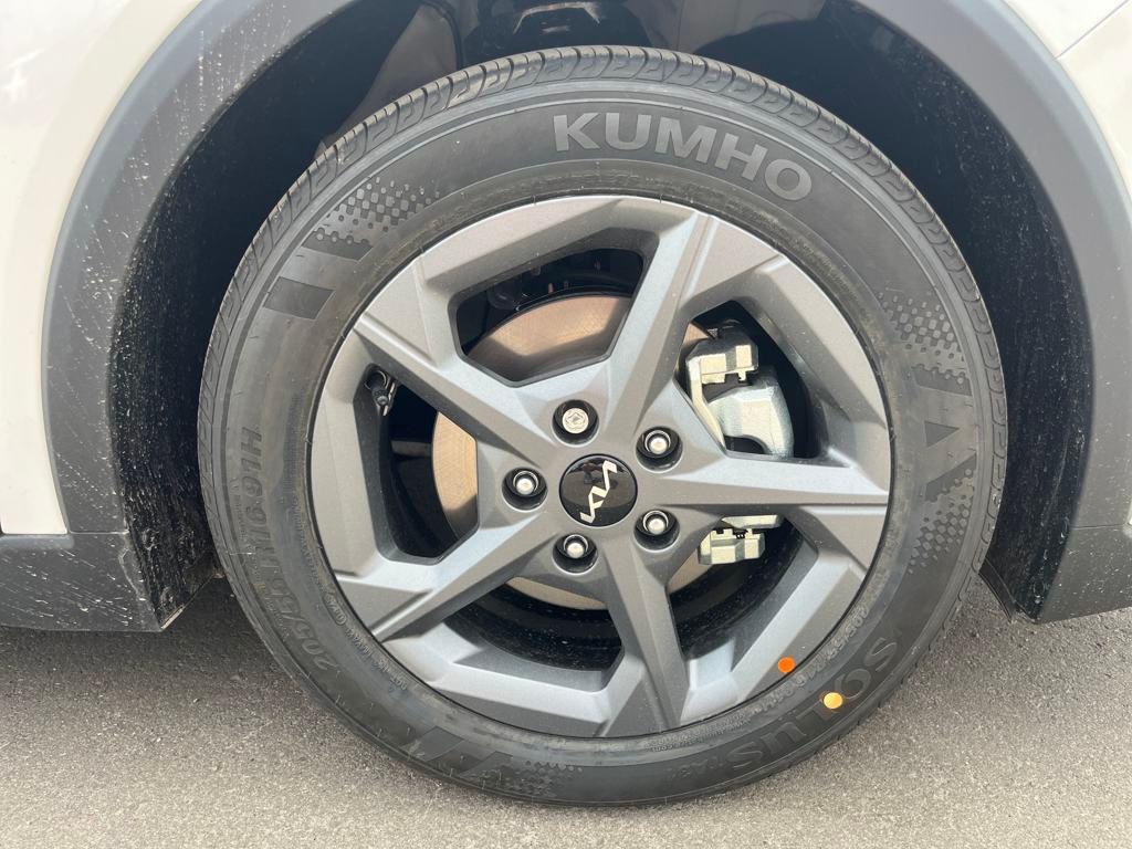 new 2025 Kia K4 car, priced at $23,332