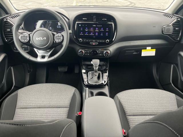 new 2025 Kia Soul car, priced at $25,215