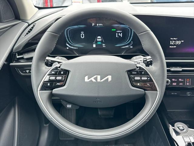 new 2025 Kia Niro car, priced at $30,588