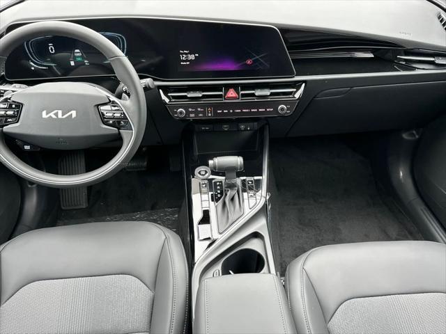 new 2025 Kia Niro car, priced at $30,588