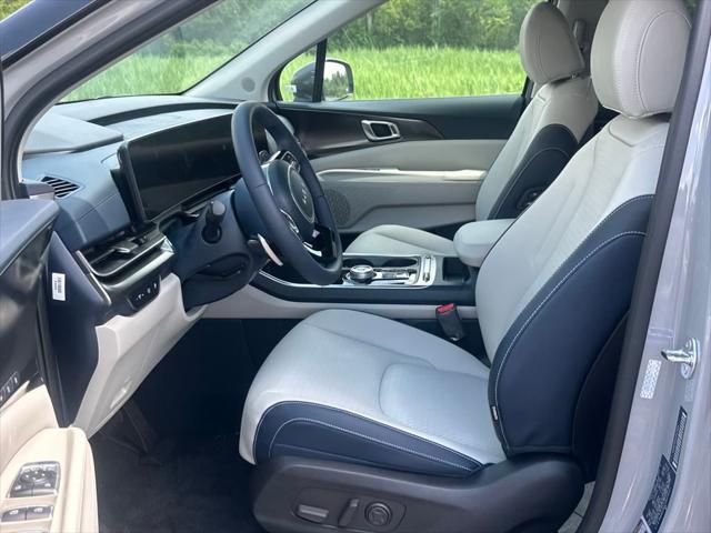 new 2025 Kia Carnival Hybrid car, priced at $51,169