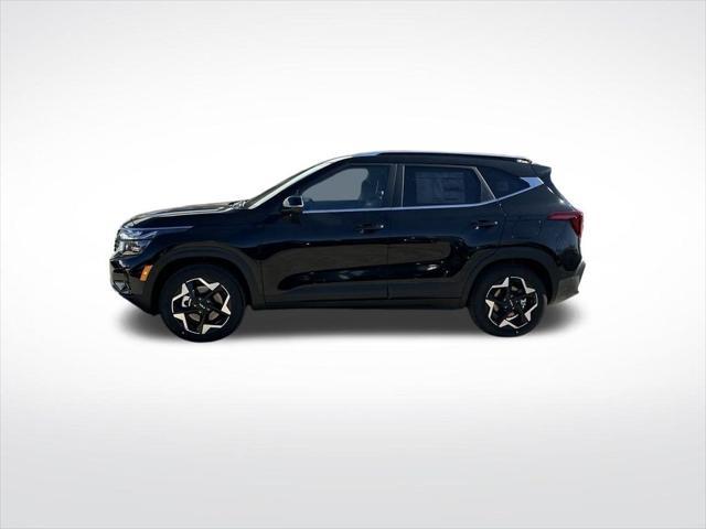 new 2025 Kia Seltos car, priced at $30,215