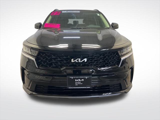 used 2023 Kia Sorento car, priced at $30,911