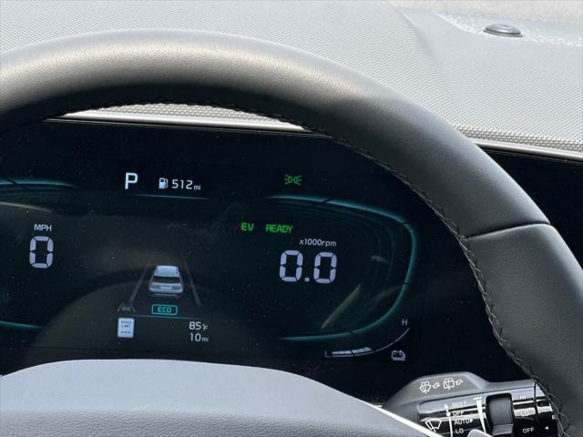 new 2025 Kia Niro car, priced at $33,338