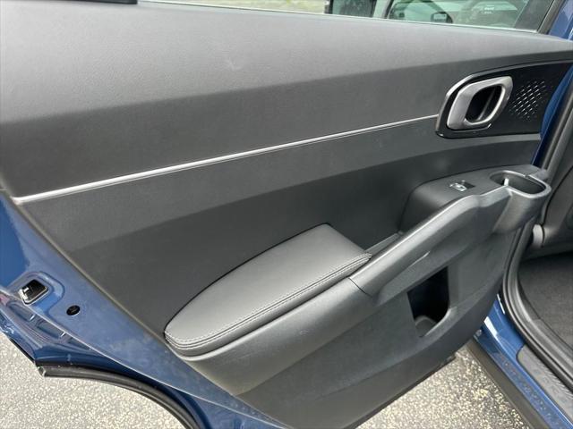 new 2025 Kia Sorento car, priced at $36,849