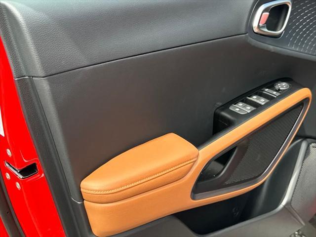 new 2025 Kia Soul car, priced at $27,495