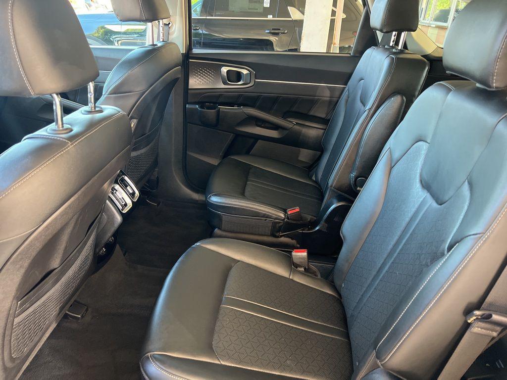 used 2022 Kia Sorento car, priced at $33,602
