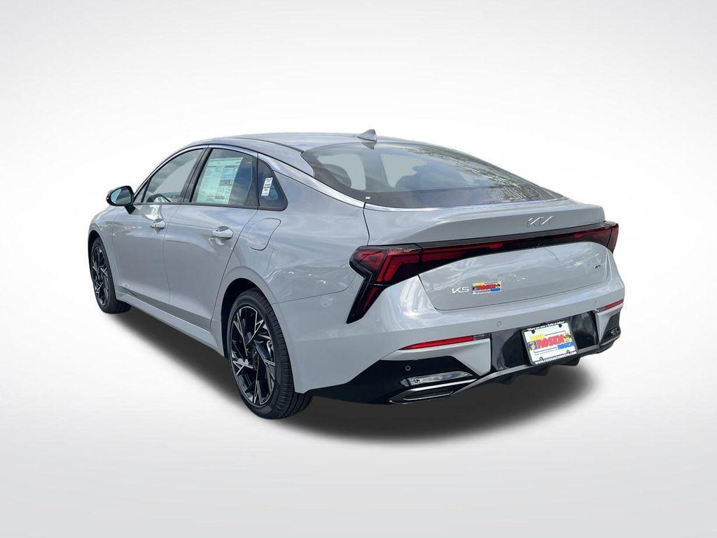 new 2026 Kia K5 car, priced at $30,077