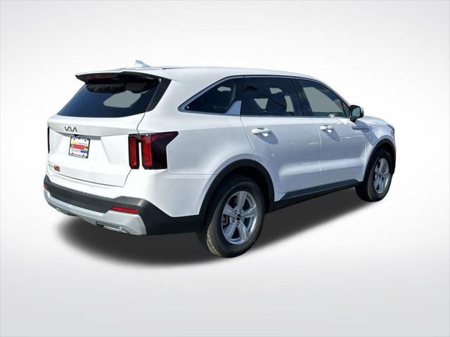 new 2025 Kia Sorento car, priced at $32,634