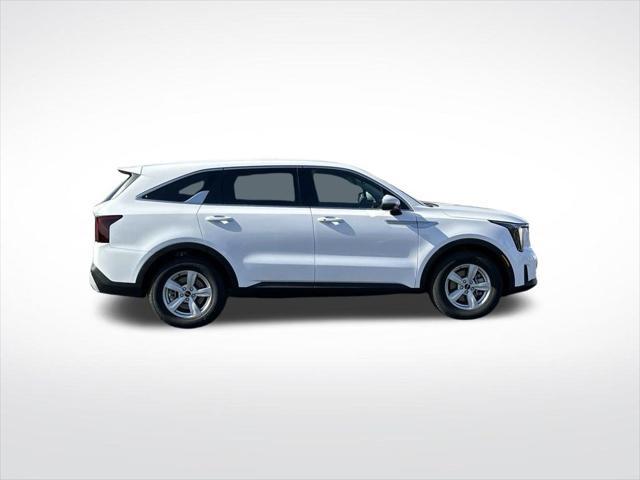 new 2025 Kia Sorento car, priced at $32,634