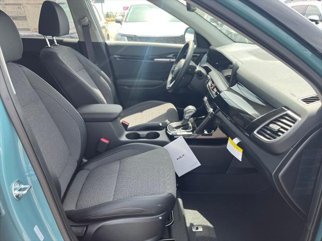 new 2025 Kia Seltos car, priced at $27,652