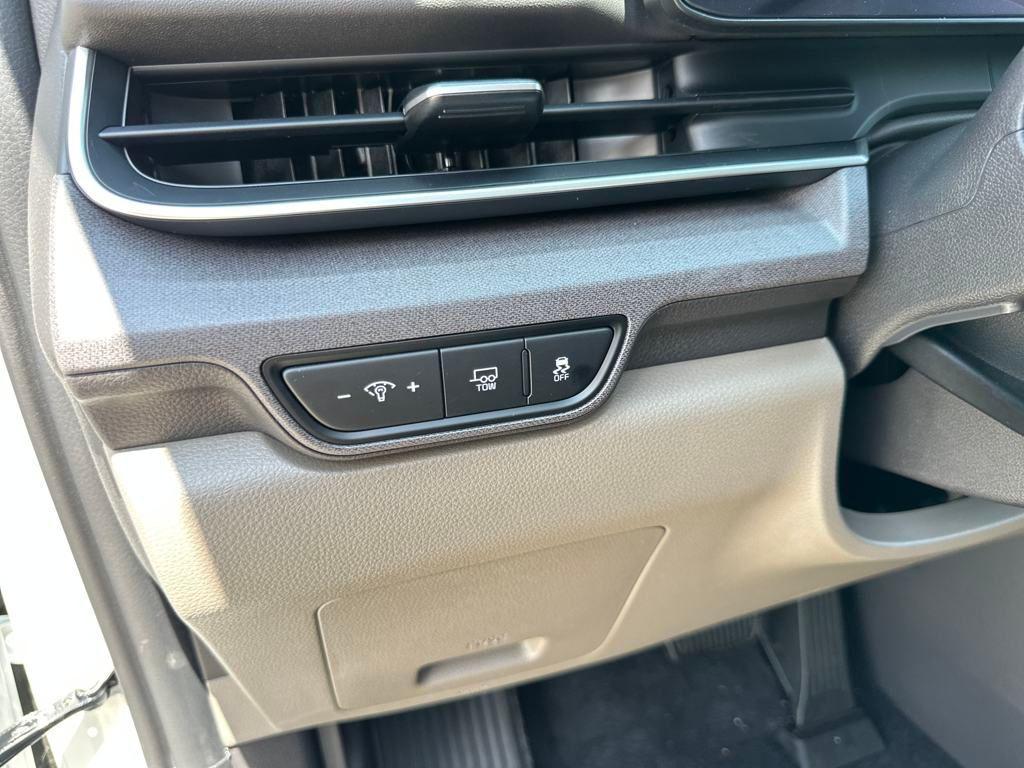 new 2025 Kia Carnival Hybrid car, priced at $43,306