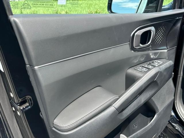 new 2025 Kia Sorento car, priced at $36,403