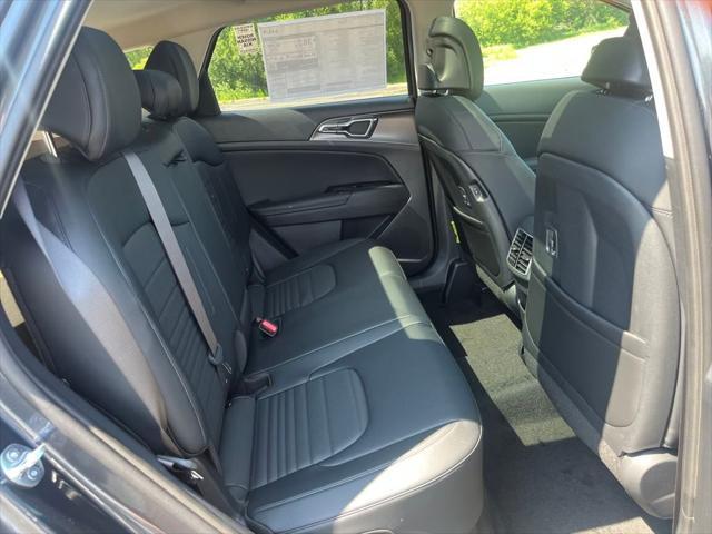 new 2025 Kia Sportage Hybrid car, priced at $37,009